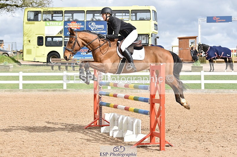 240403A-151740-00929 - Cls 5 Foxhunter and 1.20m Open