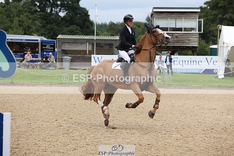 240817-134042-01488 - 05A Snr Newc