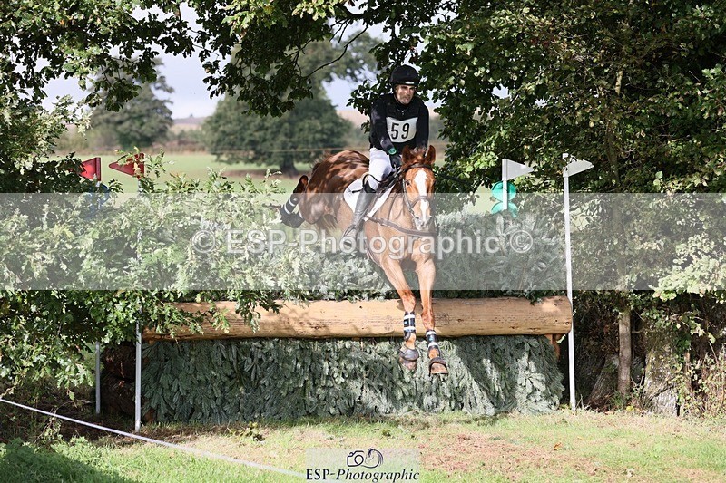 231020-120019-06857 - 059-MINNIE.MANOEUVREZ-Mark.Ford-XC