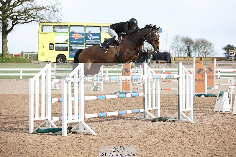 240223A-152618-02303 - Cls 6 Foxhunter and 1.20m Open
