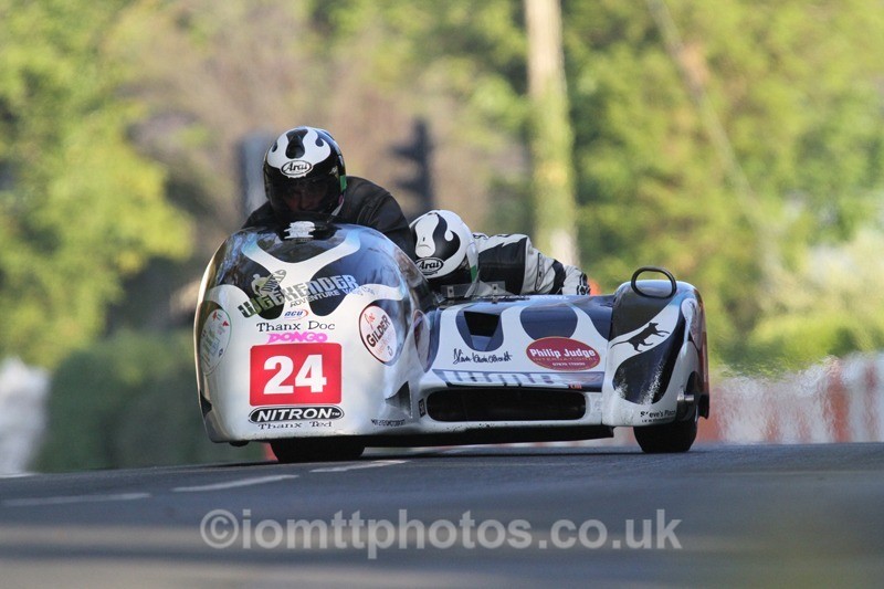 IMG_5515 - Thursday Practice - TT 2013 Side Car