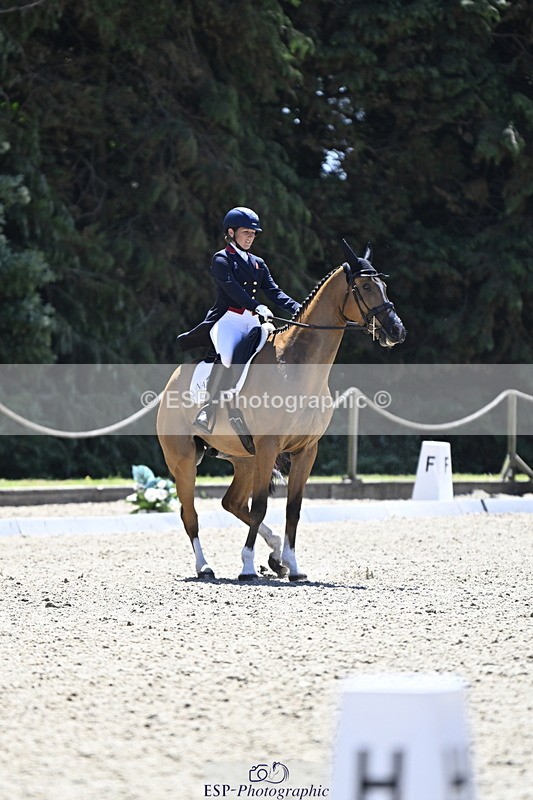 250522A-120145-03339 - B-321-Laura.Collett-BALANCERO