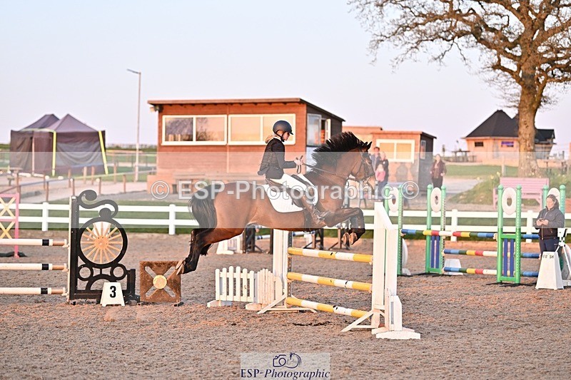 250408-194304-01352 - 1m