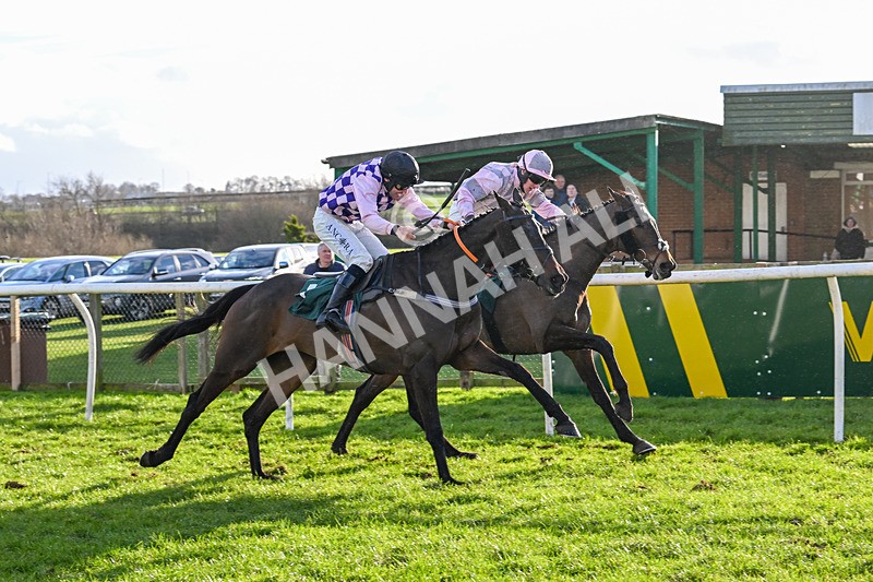 120224-Race 4-Val Dancer-1424 - Race 4