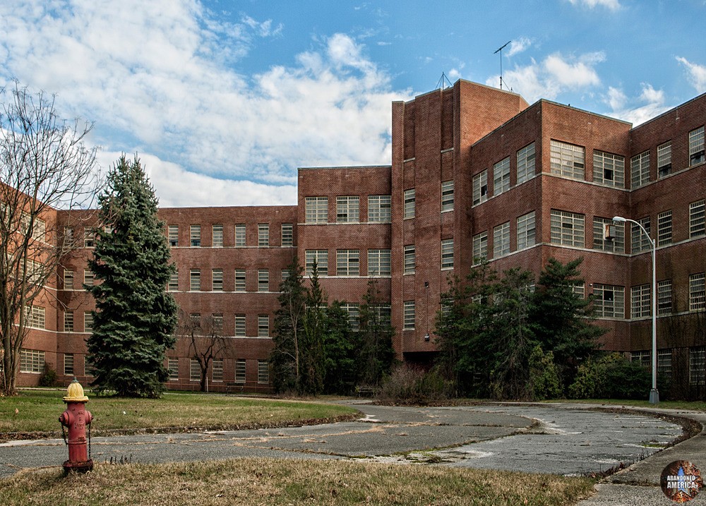 Kings Park Psychiatric Center | Medical Building - Kings Park Psychiatric Center