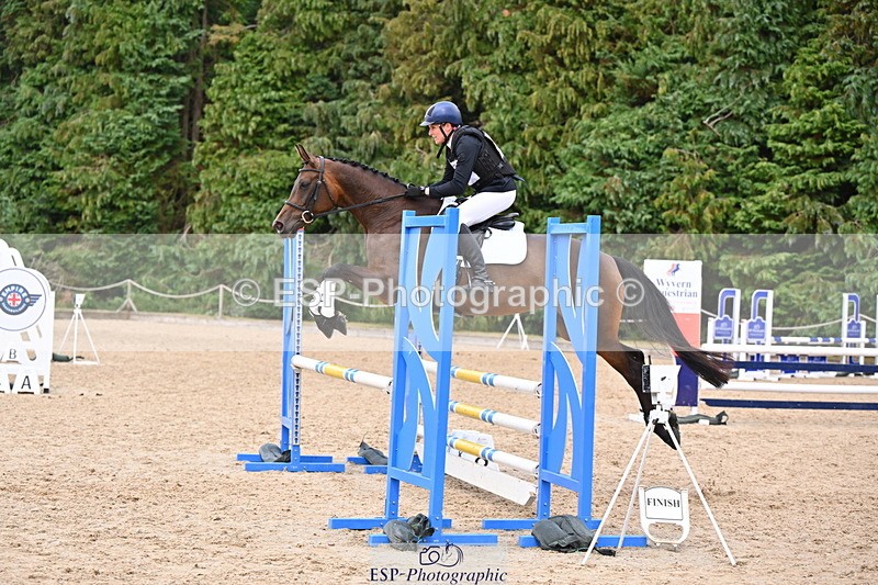 250802A-152939-06306 - F-283-Helen.Daly-MIELIKKI