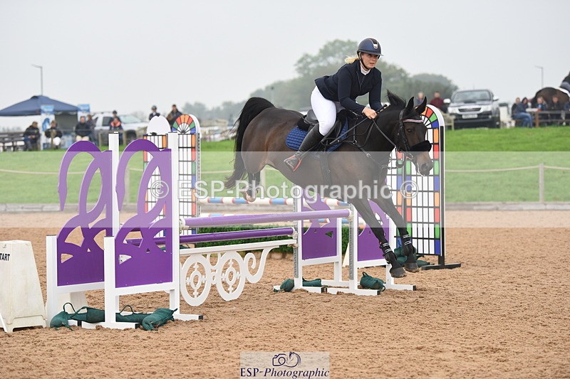 230916A-155422-05438 - Cls 18 Snr 95cm Derby