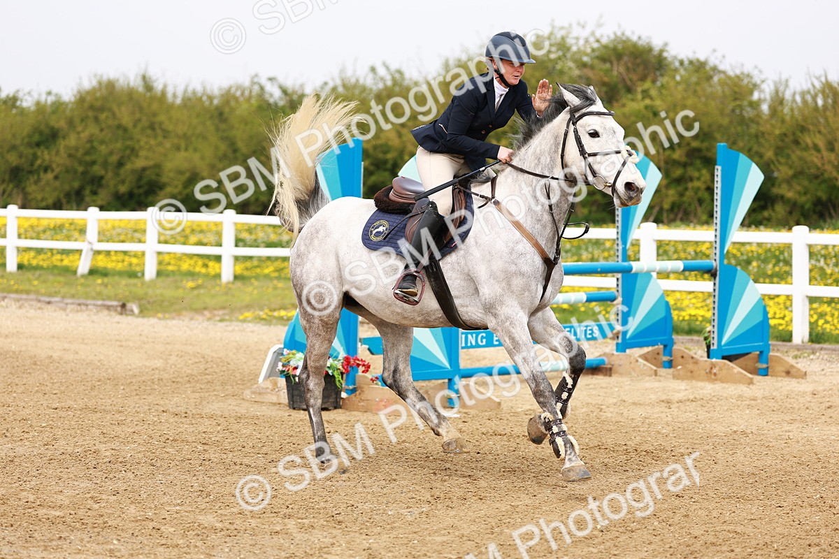  - Class 17 - Senior 1.05m