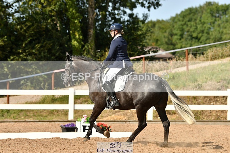 250817-160542-11462 - 206-Mel.NorthwoodBarnridge.Flying.Solo