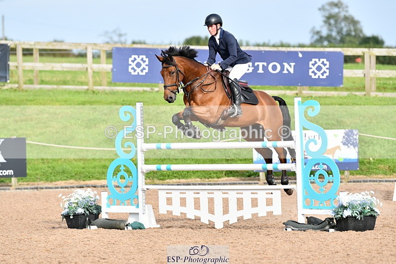 240915A-164151-11080 - Cls 30 Snr Foxhunter