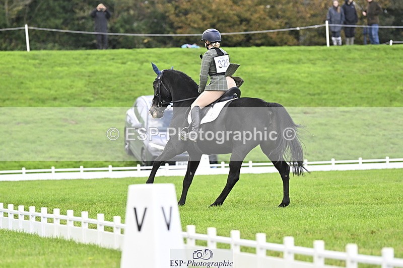 251023A-135632-04201 - D-326-Chloe.Williams