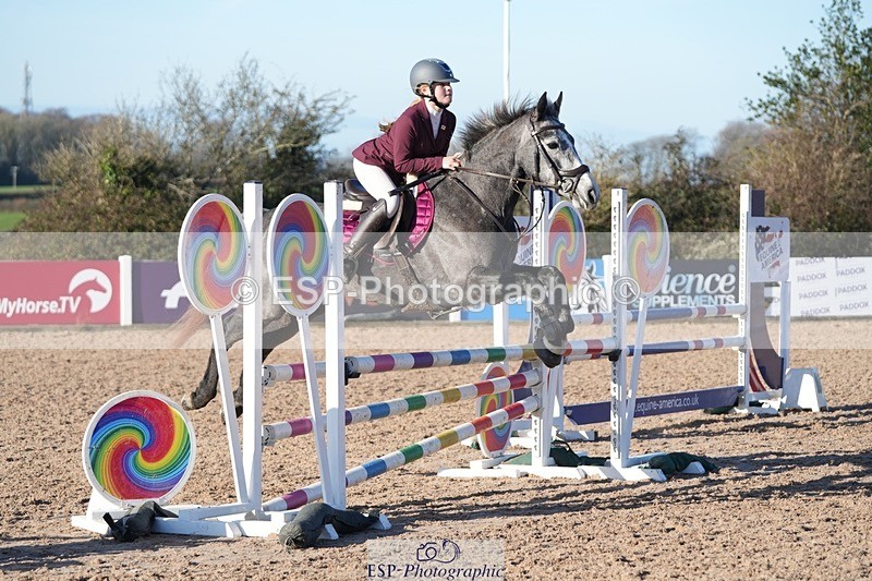251130-112944-01090 - Cls 5 Pony Discovery & 90cm Open
