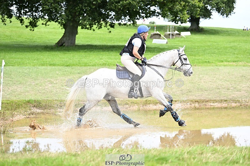 240803-134934-07323 - 160-Katherine_Adcock-MEDNIGHT_MAGIC