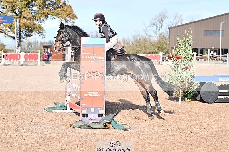 251102-101111-00169 - 70cm