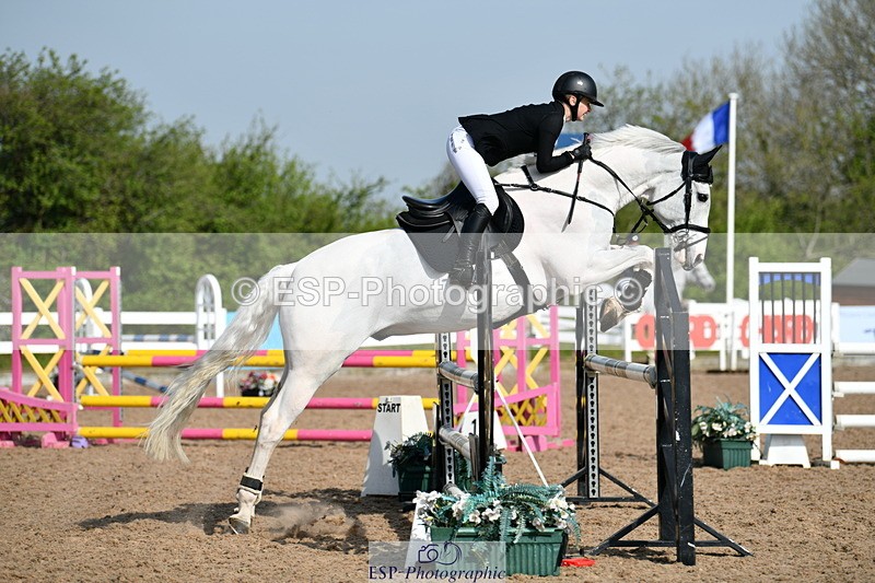 240511A-092913-11279 - Cls 28 95cm National Am Quali