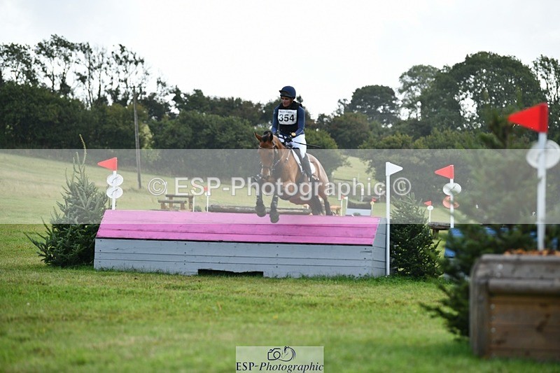 250831-102358-05954 - H-354-Issy.Colwell