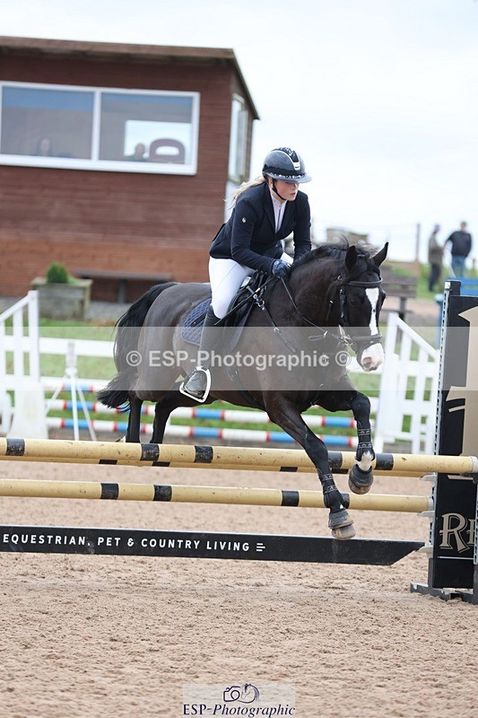 241116X-091842-00233 - Cls 05 Pony Intro 80