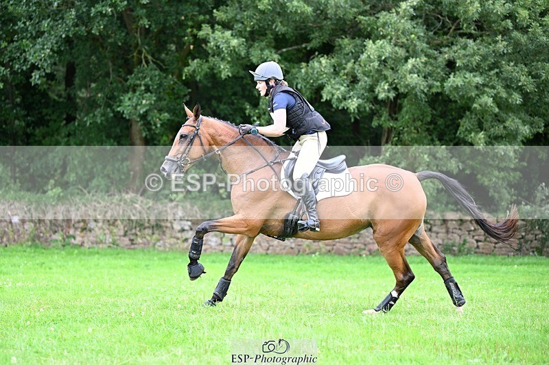 240803-132322-06588 - 152-Suzanne_Ross-FINDATIE_BRACKEN