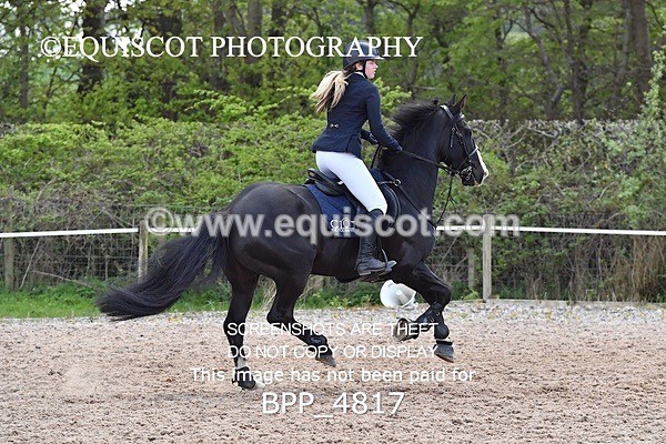 BPP_4817 - SUN CLASS 25 Senior Newcomers/ 1.10m Open