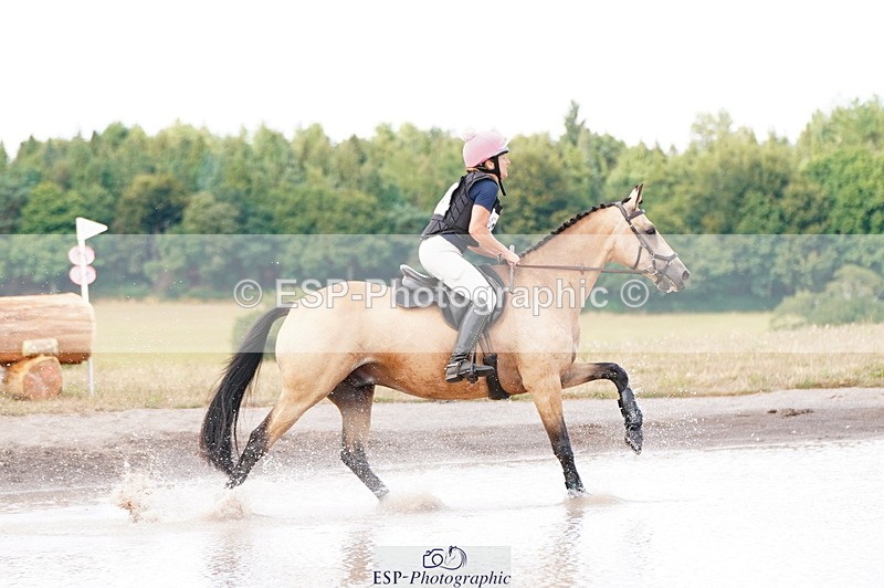 250803A-161520-17103 - Q-751-Fiona.Lewis-BALLYANNY.BUTTONS