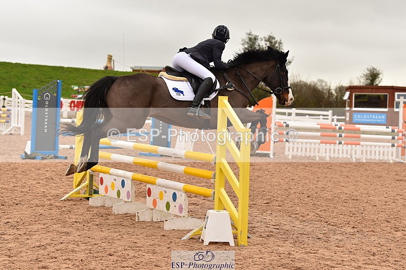 240210A-142122-01543 - Cls 12-14 Children on Horses