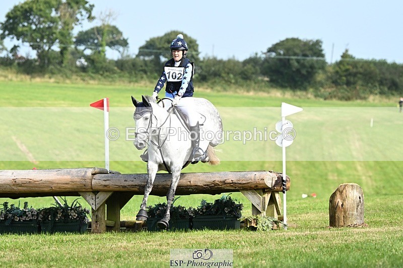 240831A-105103-00747 - 102-Kate.Darby-CLOROGUE.FLIGHT