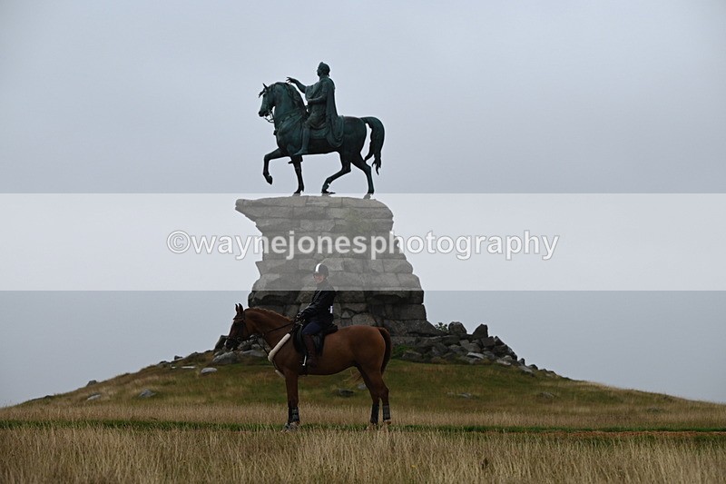 DSC_0726 - Time at Statue 10:58 to 11:53