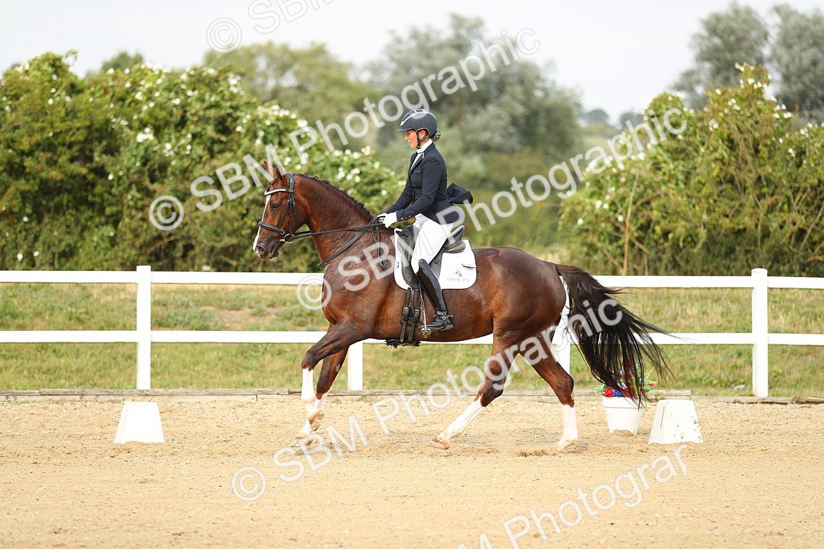 SBM_018451 - Class 14 - Novice 23 - 15.16-16.19