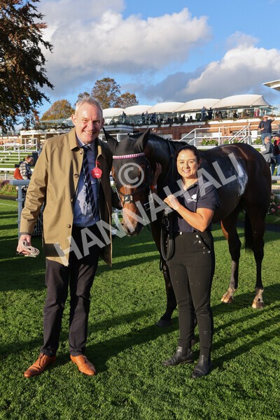 yr07102022r6-39 - Race 6 5.00pm William Hill Lengthen Your Odds EBF Novice Stakes