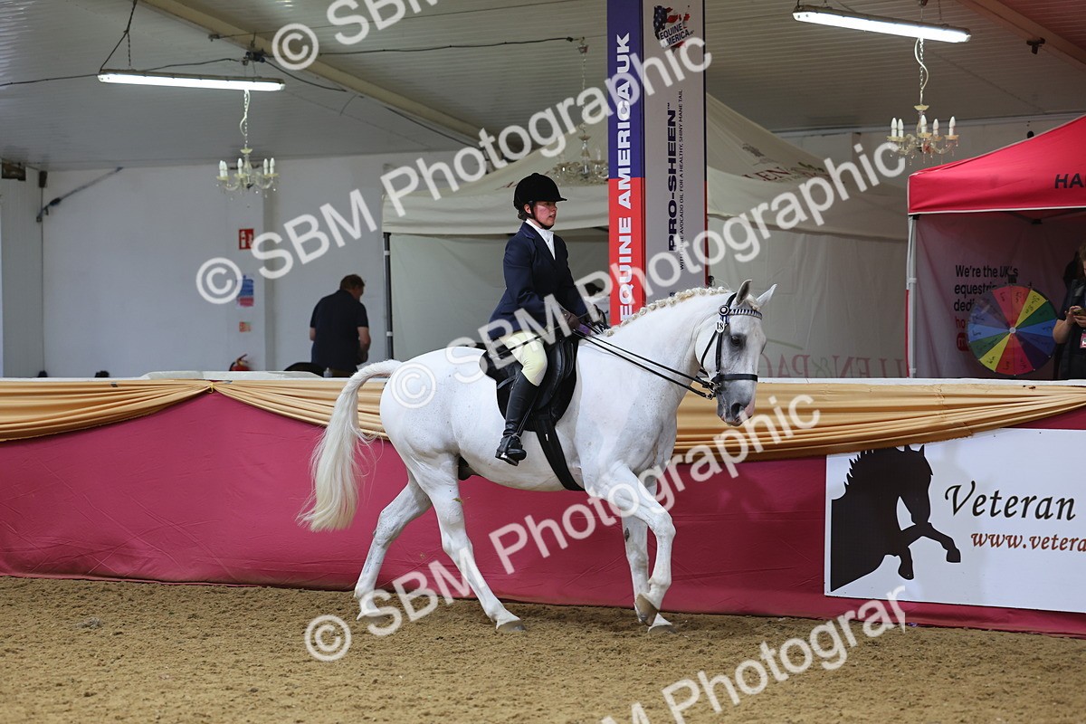 SBM_24529 - Class 906 - Supreme Final - Ridden Pre Vet