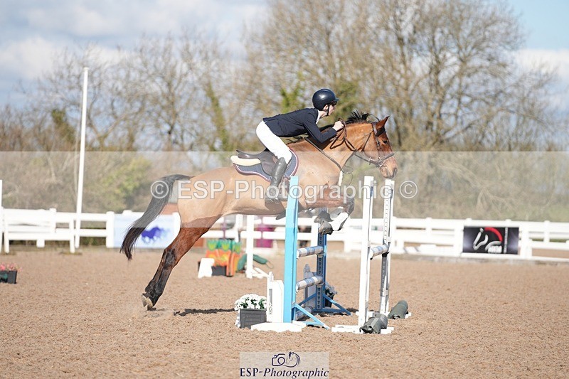 250316-101717-05838 - Cls 21 British Novice and 90cm