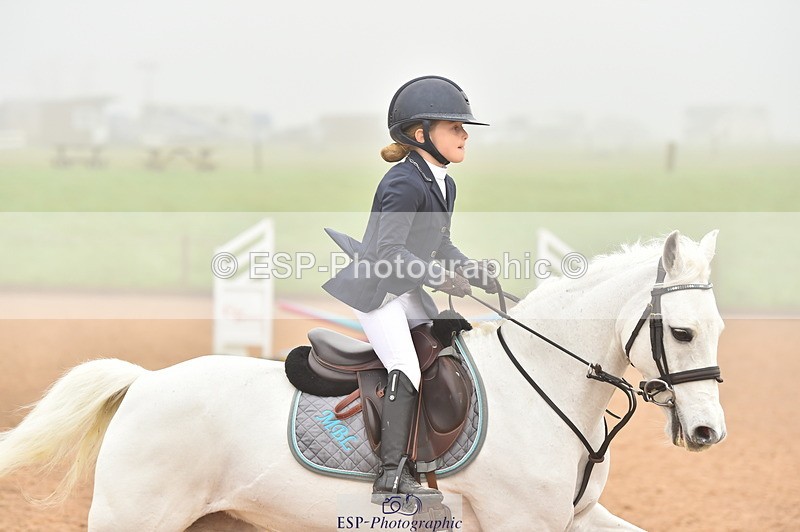 231118A-100626-00964 - Cls 18+19 Club and Schools 70cm