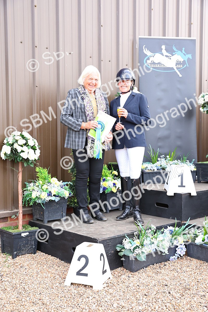 SBM_003998 - Presentations - cart