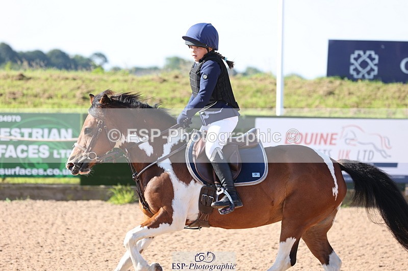 240714A-090634-01484 - Cls 1&2 128cm 10yrs & 70cm Open