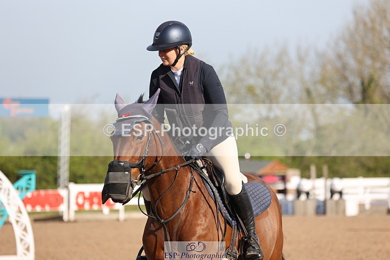 240510A-083848-04336 - Cls 13 British Novice and 90cm Open