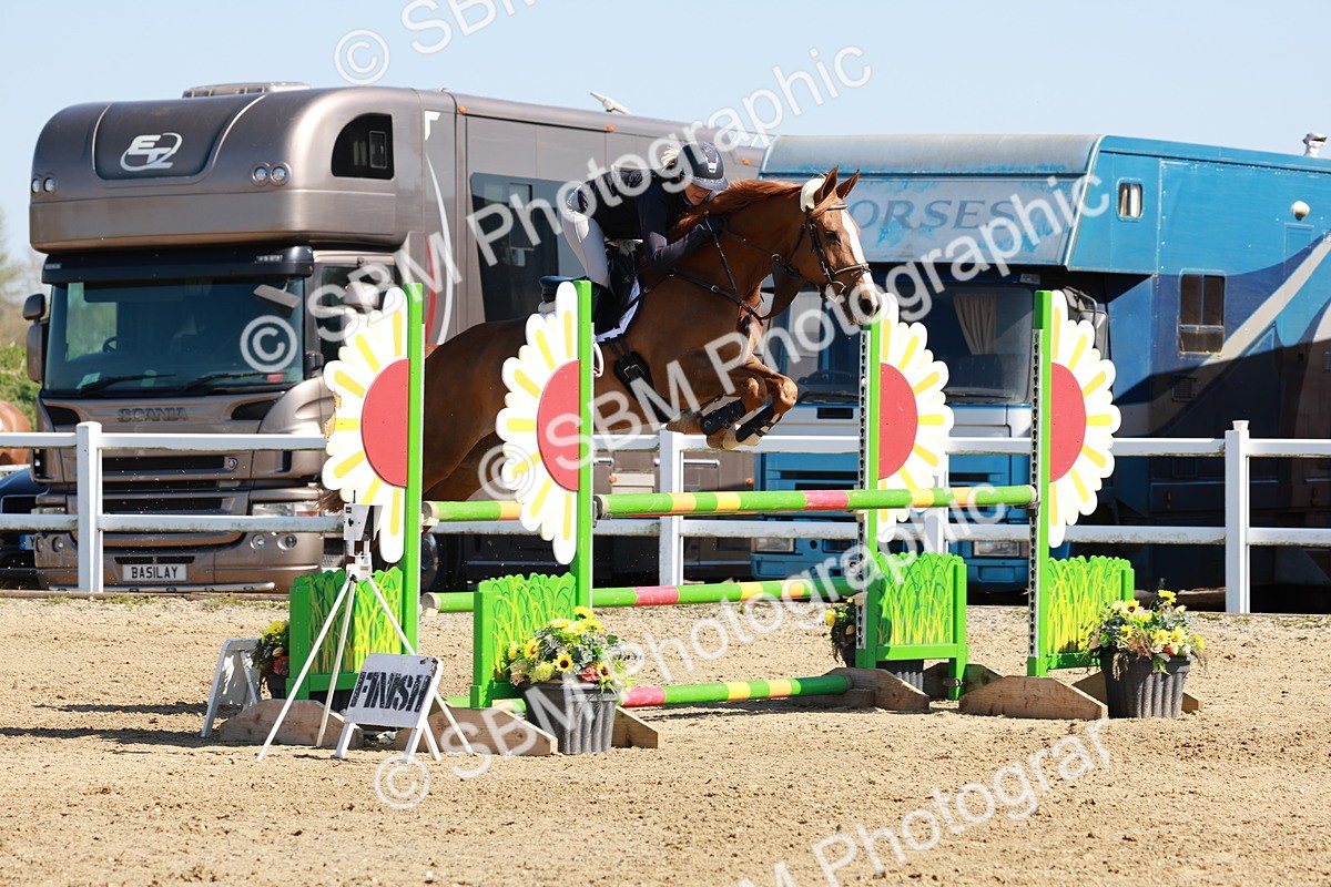 SBM_004492 - Class 17 - Senior Newcomers - 1.10m