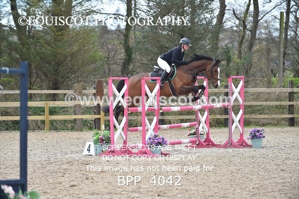 BPP_4042 - CLASS 4 Senior Newcomers/ 1.10m Open