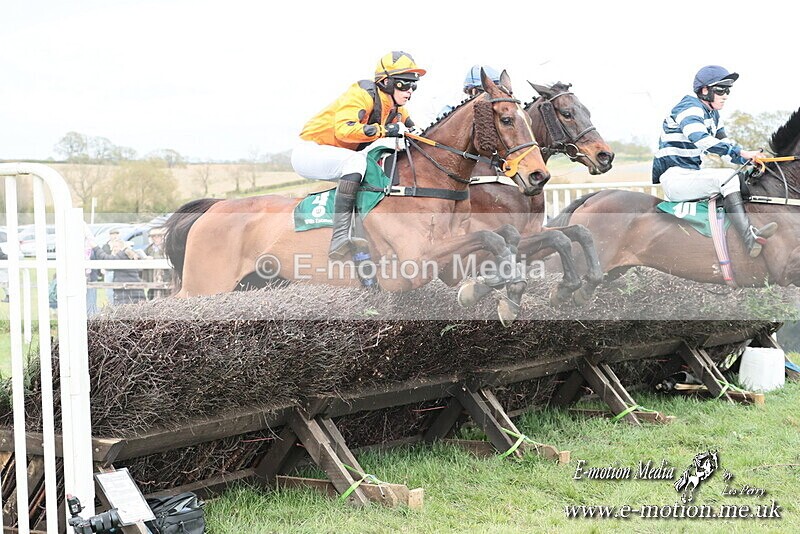 PtP 130425 120 - Edgecote Races 13/04/25