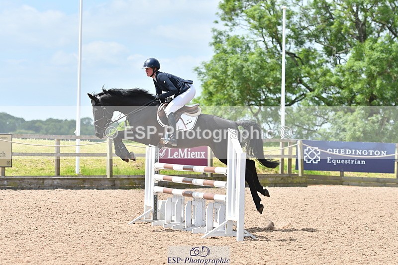 240609A-114551-04731 - Cls 17 Snr 1.05m Open