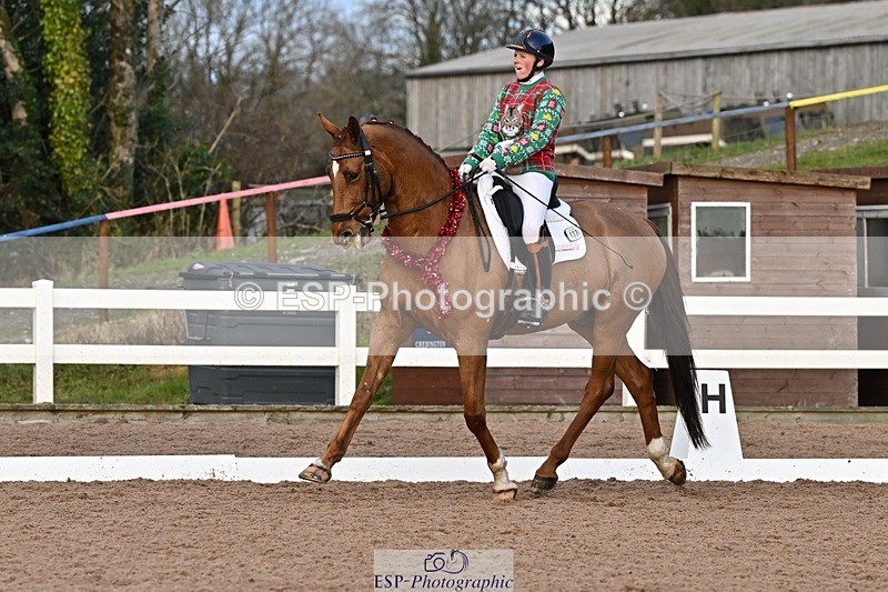 241214-150512-03084 - 137-Tyler.Bradshaw-Gijsbert