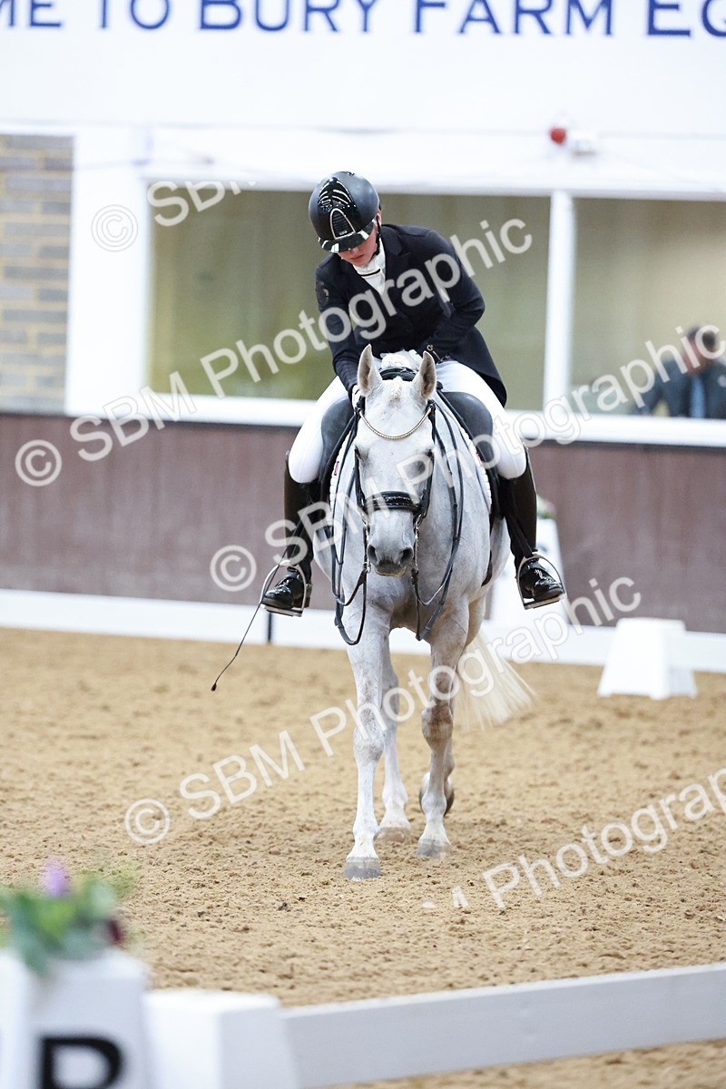 SBM_020963 - Class 13 - FEI INT I - 16.26-17.14