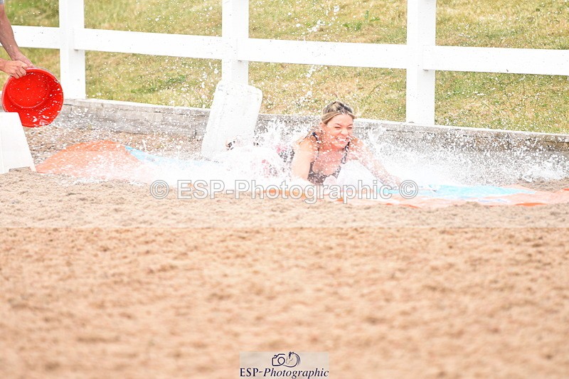 230609A-180610-01789 - Jolly Jumps Ride and Run