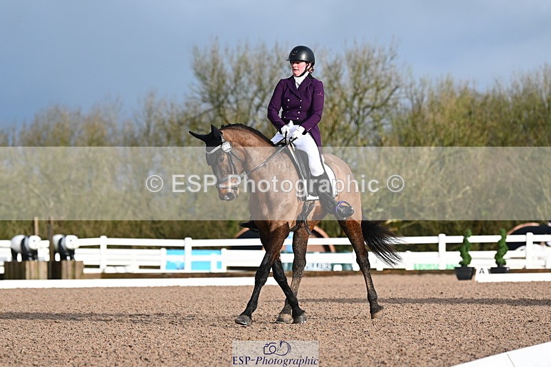 240218A-091527-05061 - 151-NICOLA.KAYES-BOSS.X