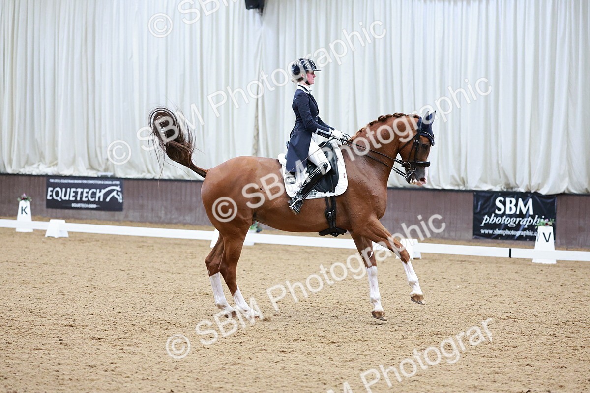 SBM_016060 - Class 5 - FEI INT II - 15.48-17.00