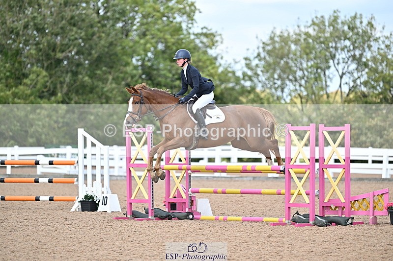 241005A-114919-03574 - SAT Cls 17 95cm Amateur Quali