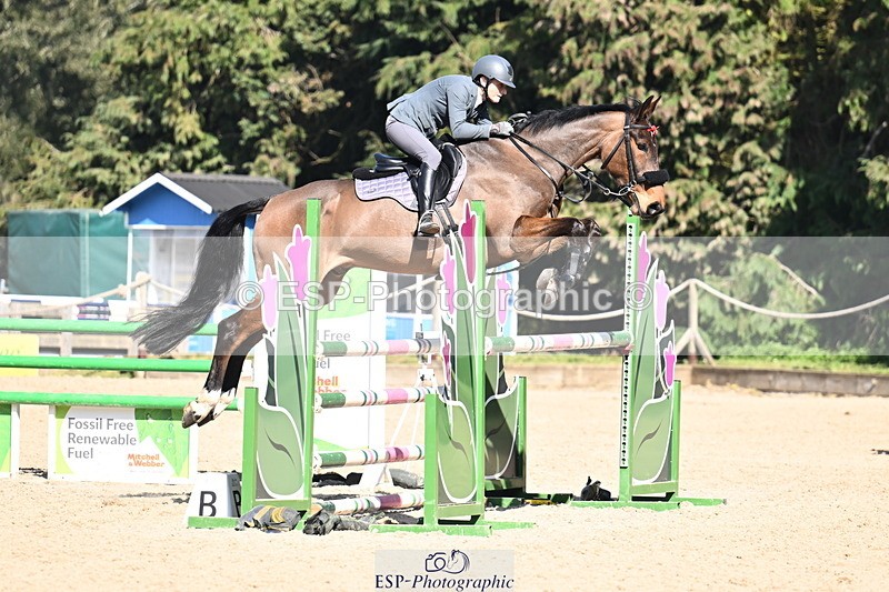 260321A-131720-00741 - 5 Newcomers 1m 10