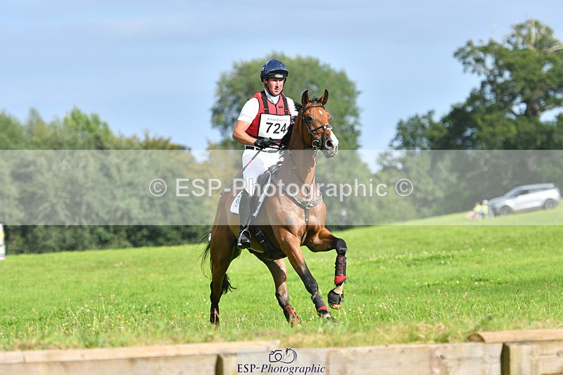 240804-172508-19277 - 724-David_Doel-CHACCOBASS_TW