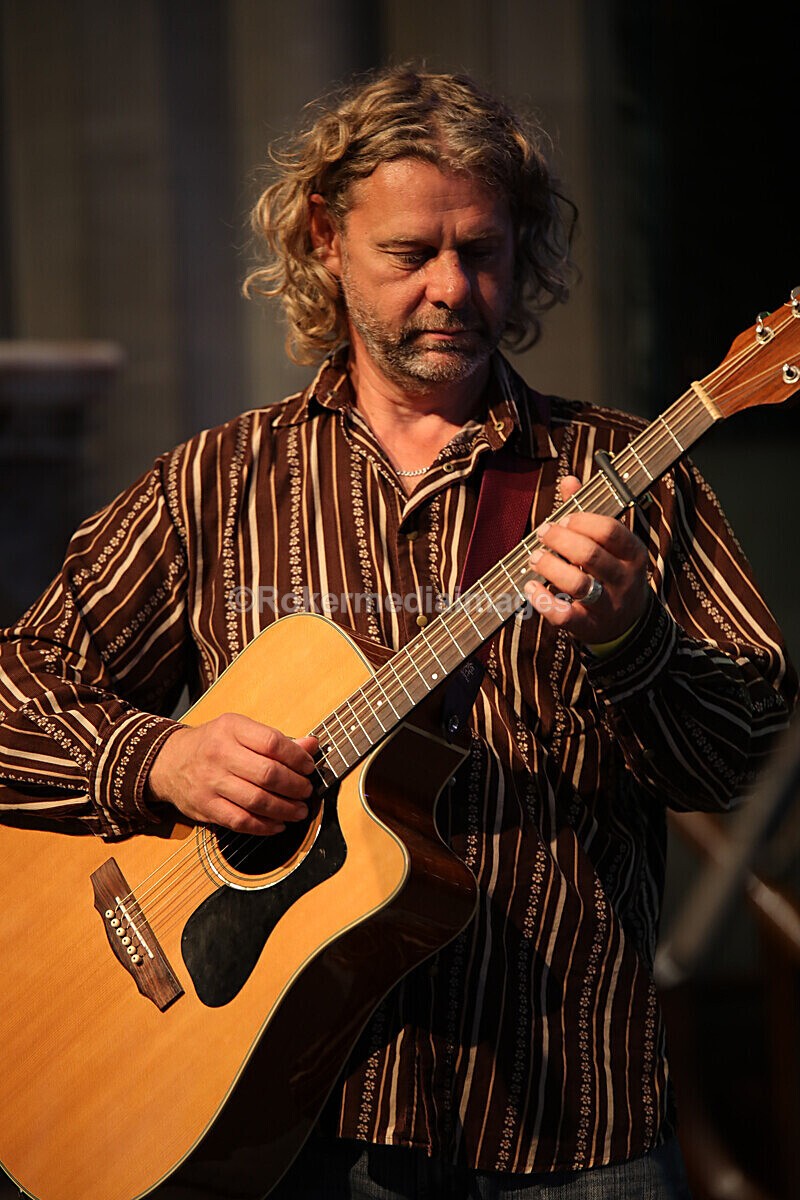 FOLK N BLUES-98 - FOLK and BLUES SEPT 2022