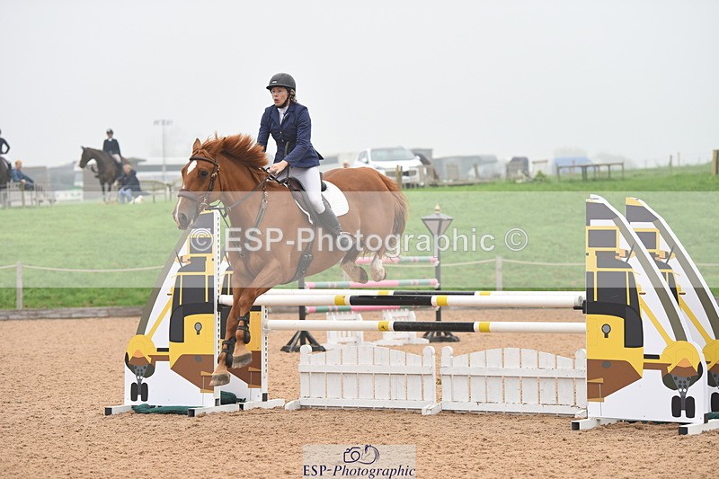 230916A-170300-05734 - Cls 19 Snr 1.10m Derby