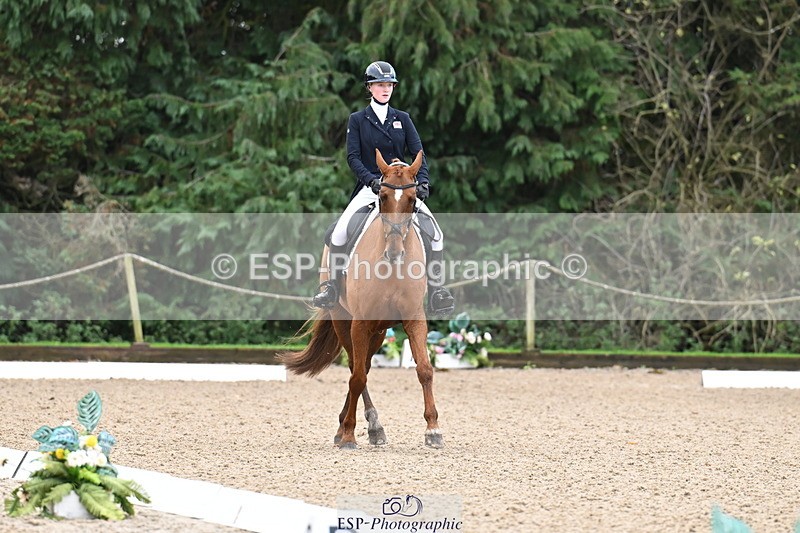 251023A-100951-01438 - B-127-Jessica.McCaldin